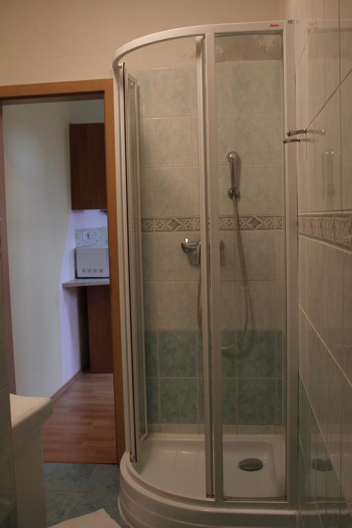 Apartmany Racianska Bratislava Ruang foto