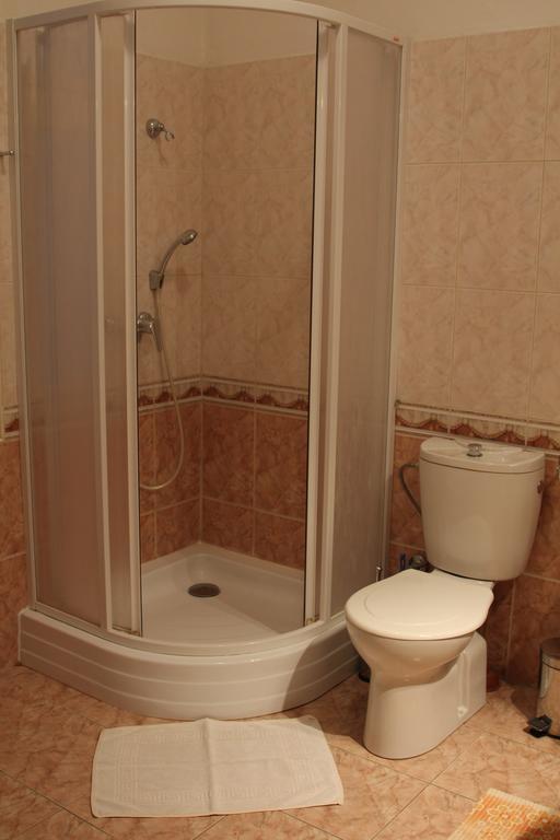 Apartmany Racianska Bratislava Ruang foto