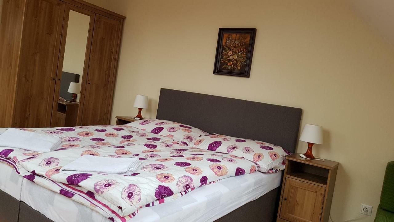 Apartmany Racianska Bratislava Bagian luar foto